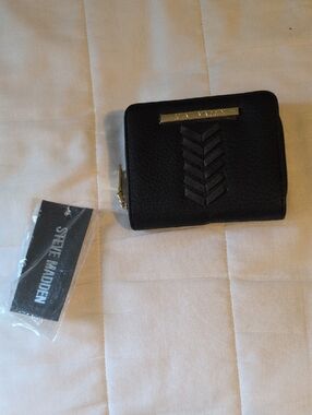 Steve Madden Black French Zip Around Leather Wallet